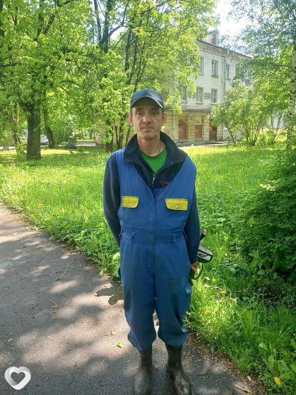 Дмитрий, Коммунар