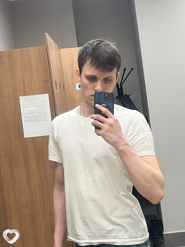 Павел, 20, Новосибирске — анкета №4385508