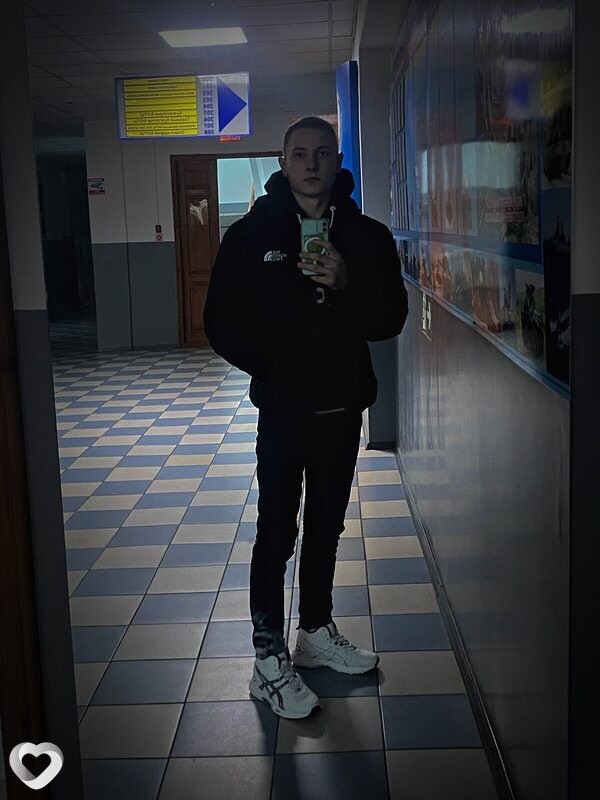 Евгений, 18, Благовещенске — анкета №4385577