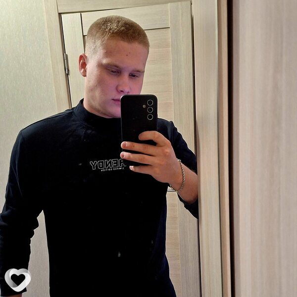 Денис, 21, Перми — анкета №4385916