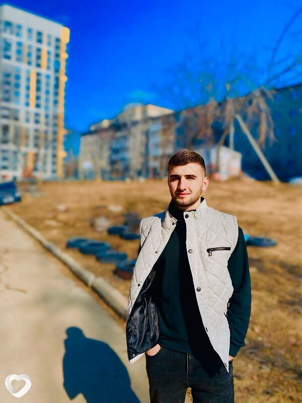 Али, Ясиноватая