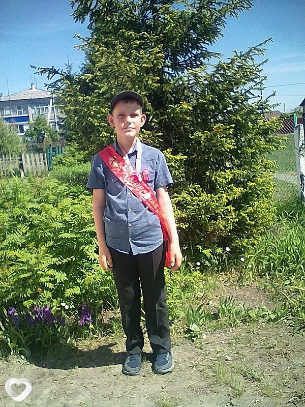 Денис, 20, Кургане — анкета №4387835