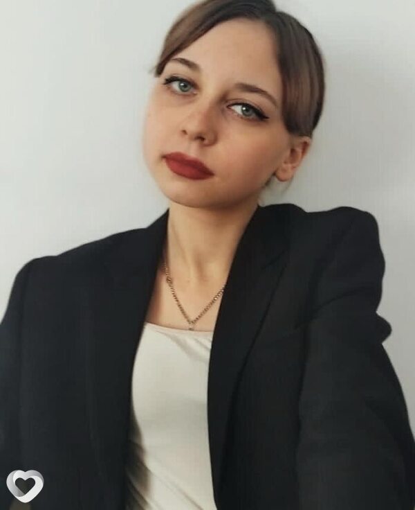 Ivanka, Радом