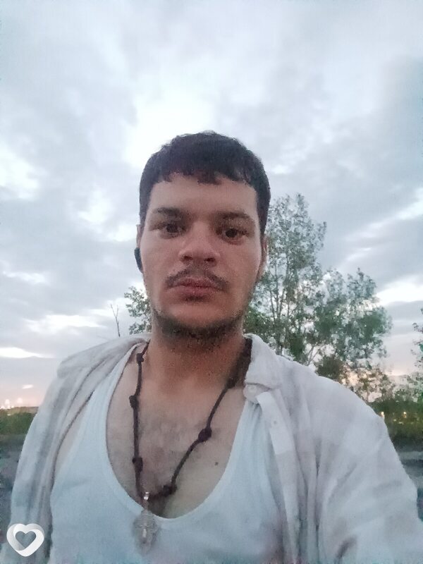 Алексей, 22, Аксу — анкета №4389067