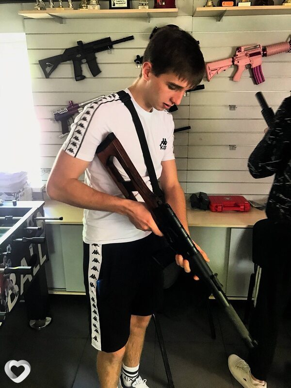 Денис, 21, Харькове — анкета №4389222