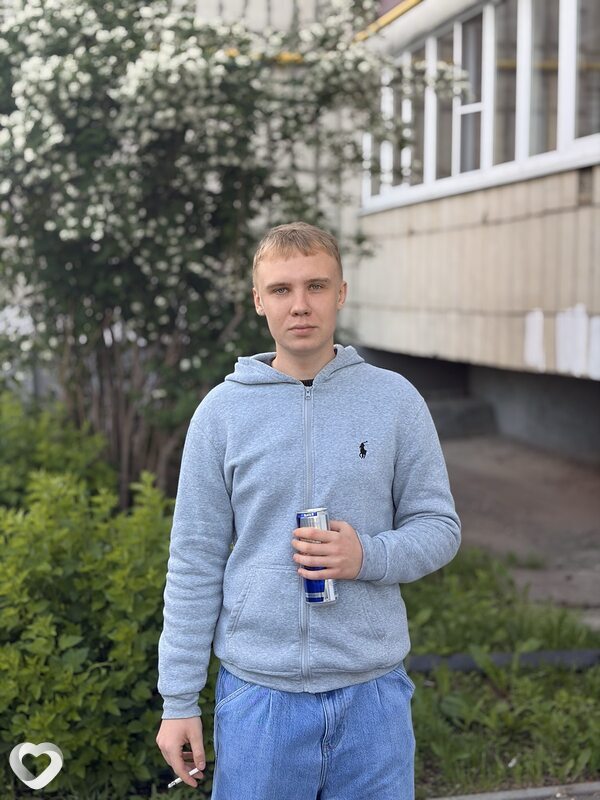 Михаил, 21, Казани — анкета №4389621