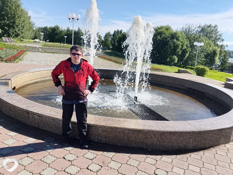 Сергей, Реж