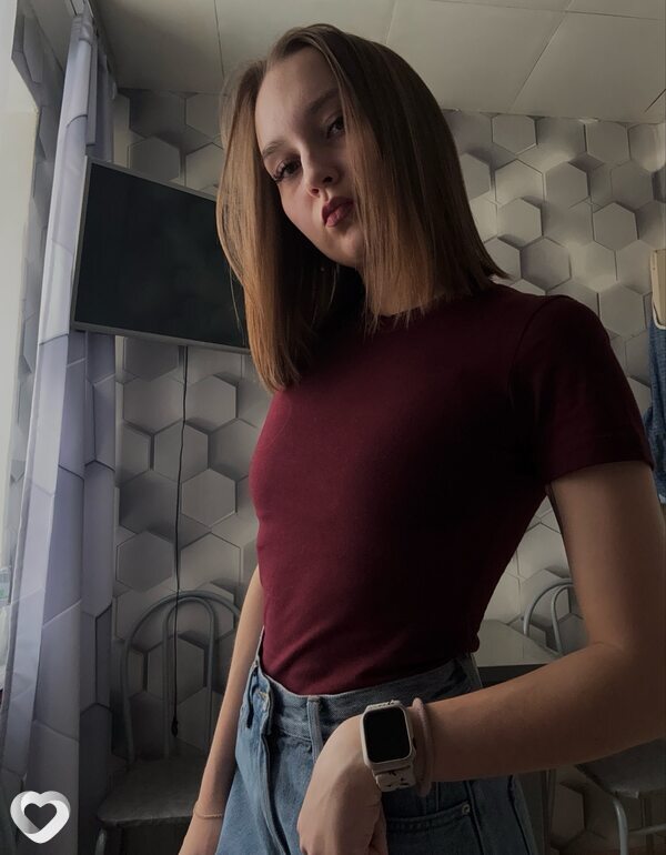Оля, 21, Владимире — анкета №4390575