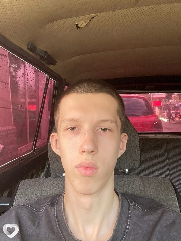 Дима, 20, Екатеринбурге — анкета №4391305