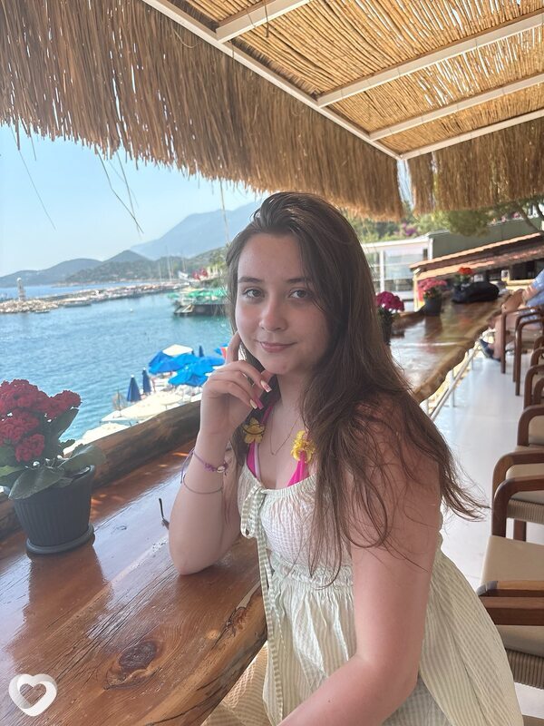 Милана, 21, Ульяновске — анкета №4391036