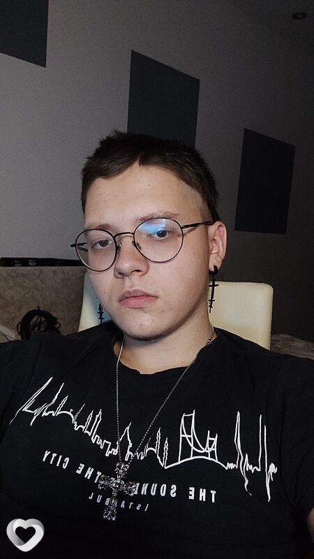 Леша, 20, Минске — анкета №4391134