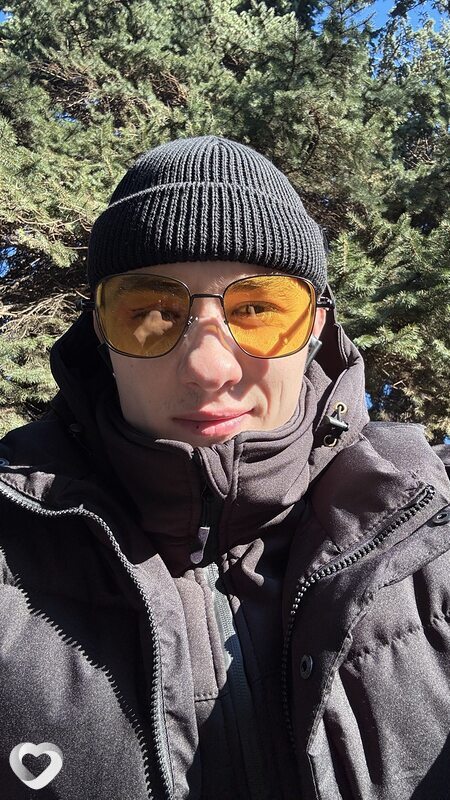 Кирилл, 25, Енакиеве — анкета №4392204