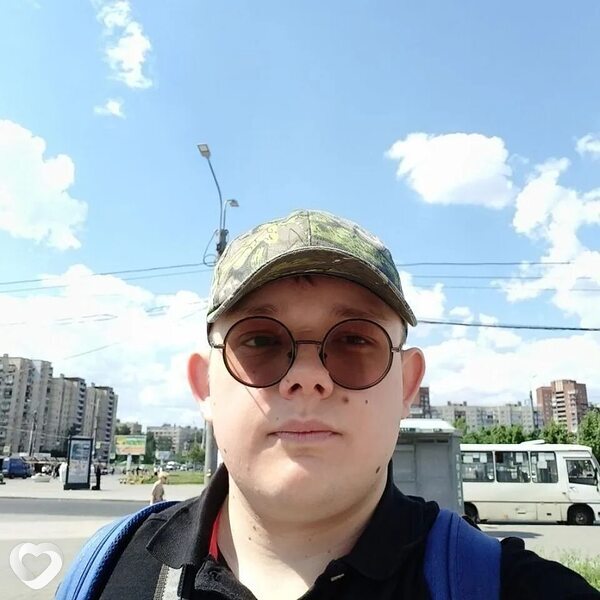 Стас, 20, Санкт-Петербурге — анкета №4392795