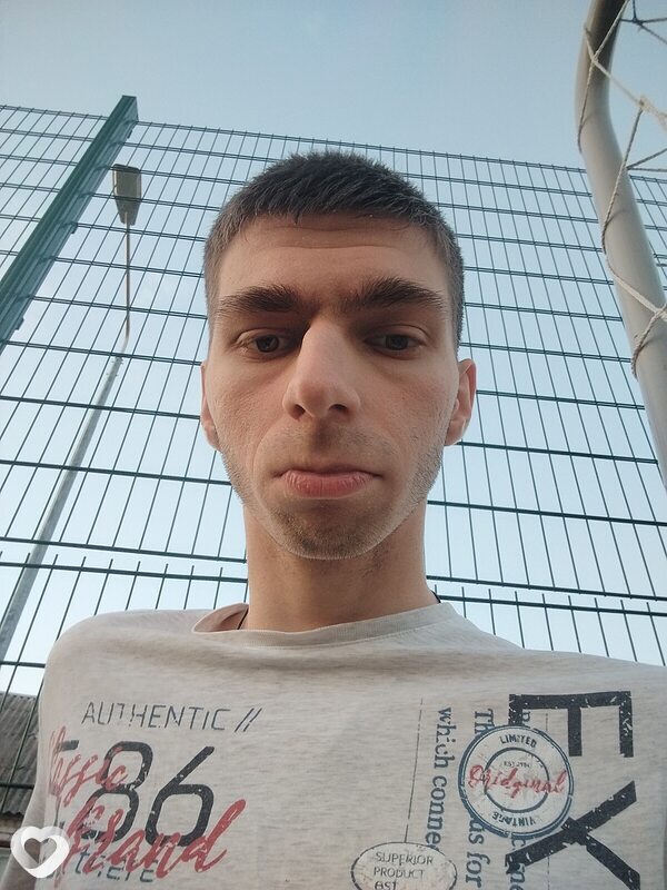 Серёжа, 19, Белгороде — анкета №4393243