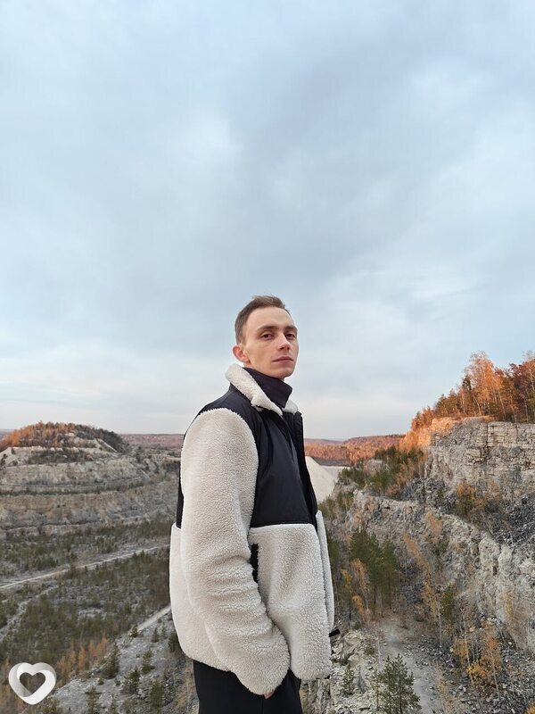 Дима, 23, Самаре — анкета №4393675