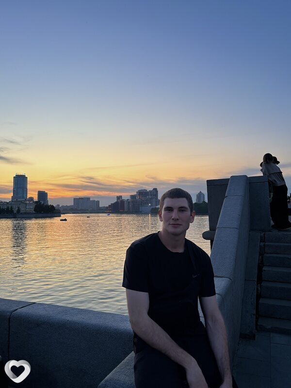 Иван, 21, Екатеринбурге — анкета №4395066