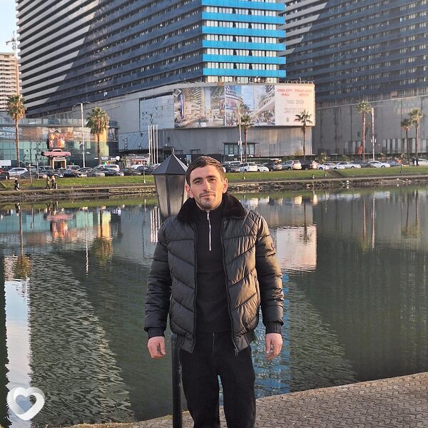 Артур, 27, Москве — анкета №4395072