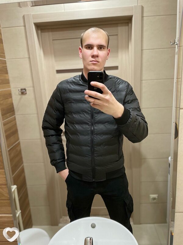 Иван, 22, Красноярске — анкета №4395440