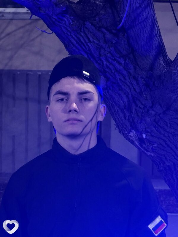 Кирилл, 18, Тулуне — анкета №4395929