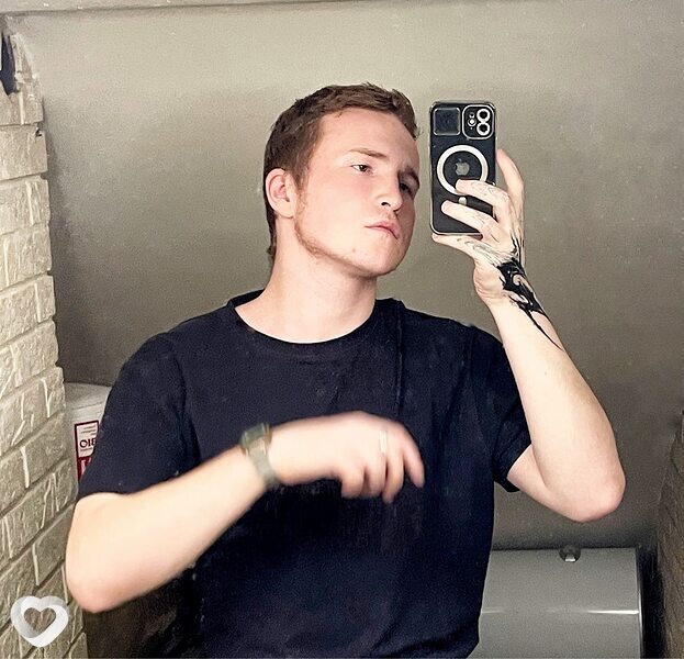 Даня, 20, Москве — анкета №4396437