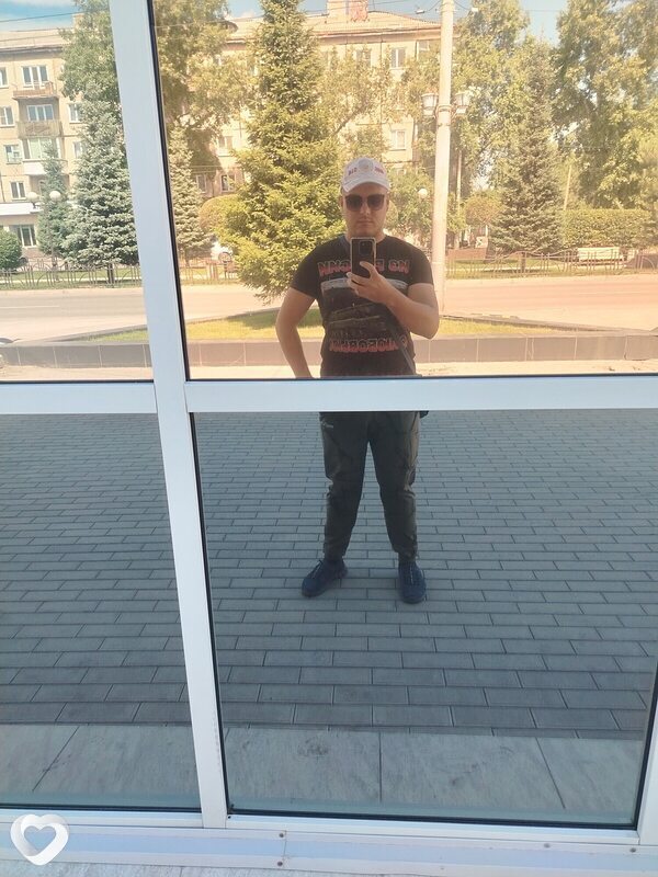 Ян, 24, Черногорске — анкета №4396032