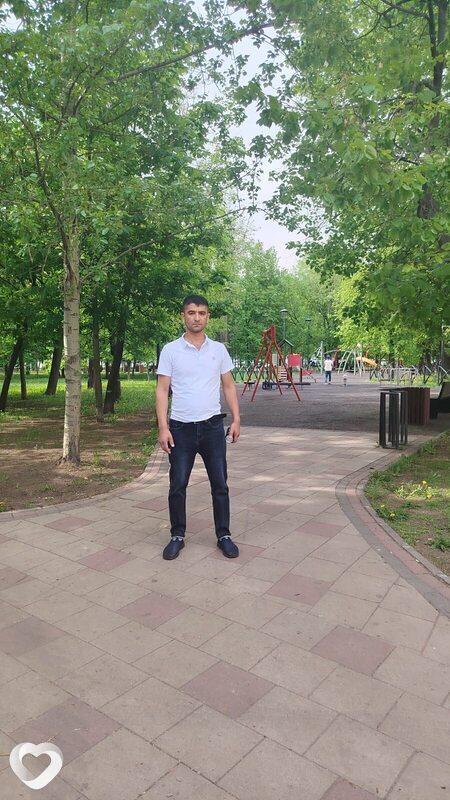Толик, 29, Москве — анкета №4396121