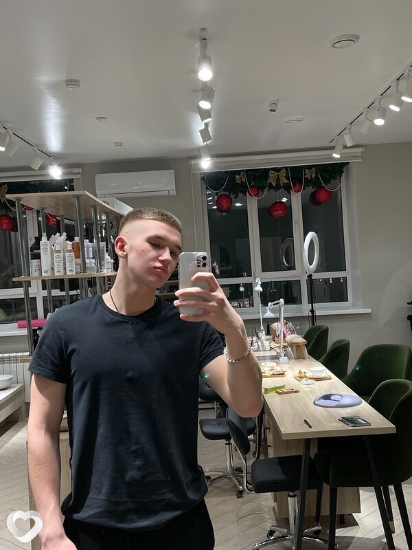 Влад, 18, Казани — анкета №4396977