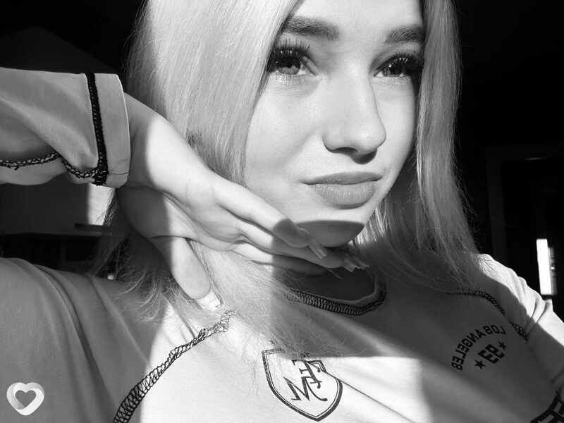Лиза, 18, Гомеле — анкета №4397105