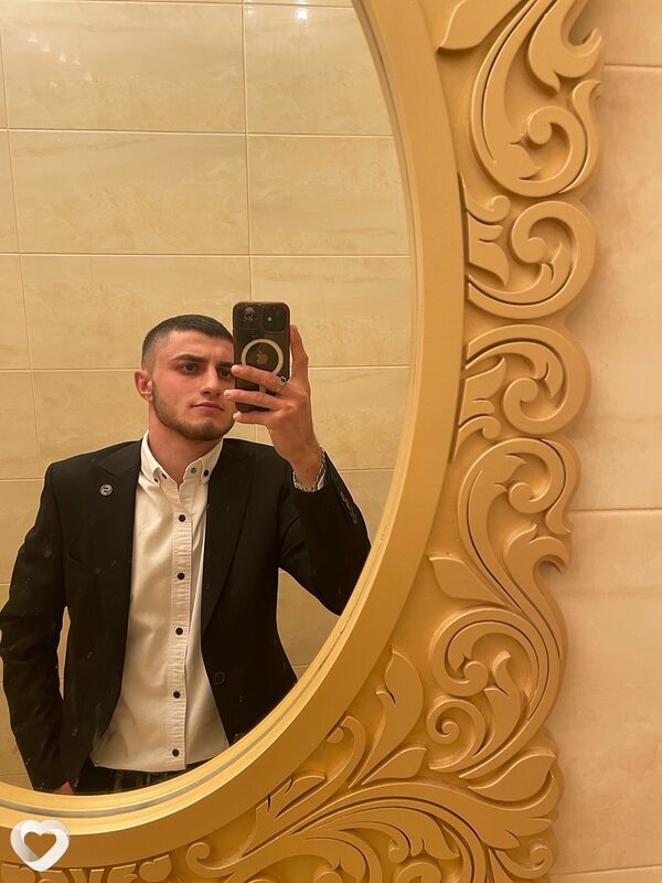 Эрнест, 22, Симферополе — анкета №4399043