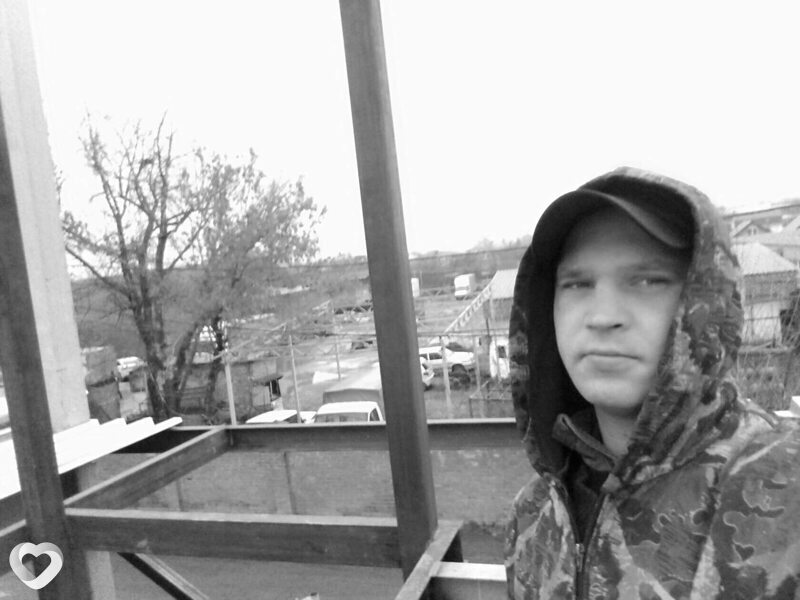 Эдуард, 31, Ростове-на-Дону — анкета №4399422