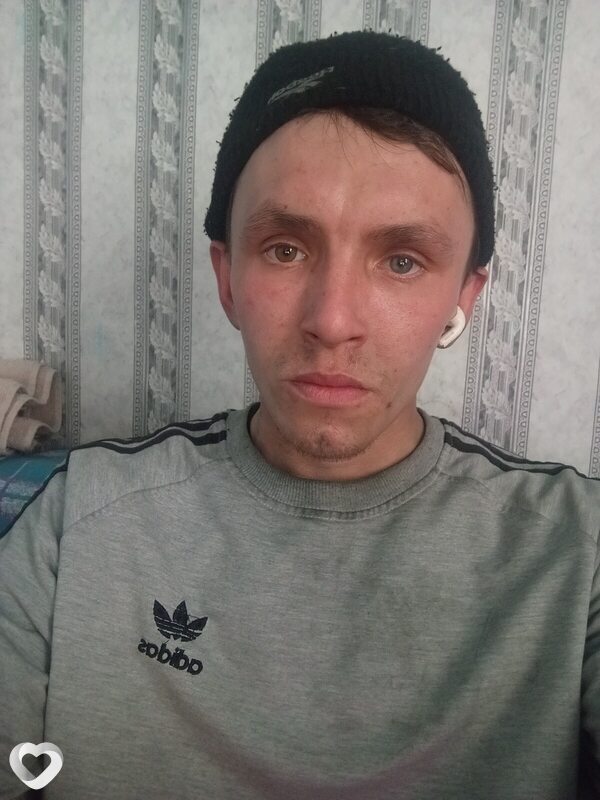 Алексей, 23, Якутске — анкета №4400341