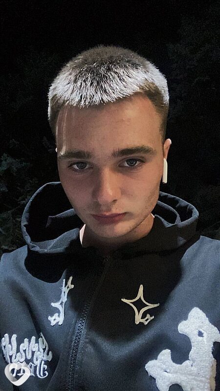 Фёдор, 18, Кургане — анкета №4401018