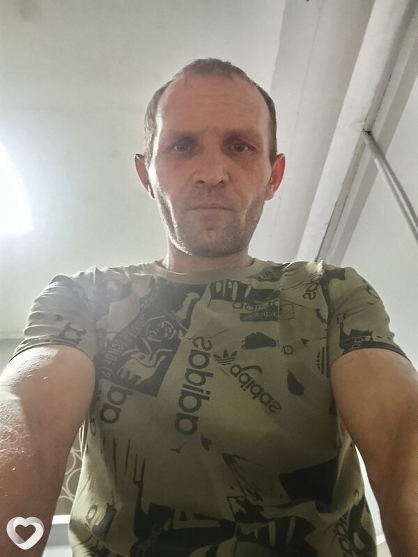 Юрий, 40, Уссурийске — анкета №4401287
