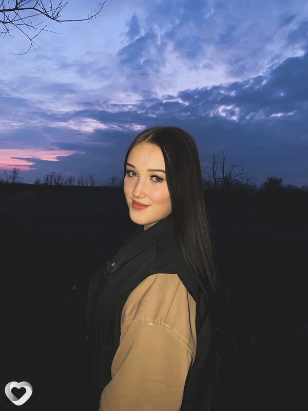 Лиза, 26, Иркутске — анкета №4401763