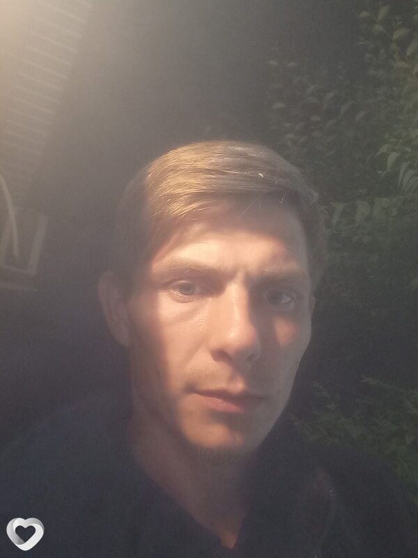 Владислав, 27, Усть-Каменогорск — анкета №4402107