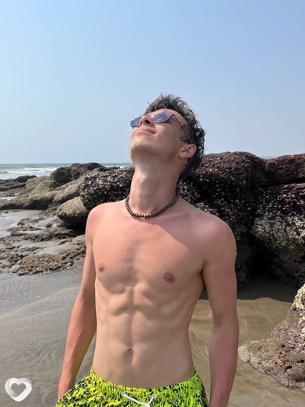 Александр, 27, Алматы — анкета №4403045