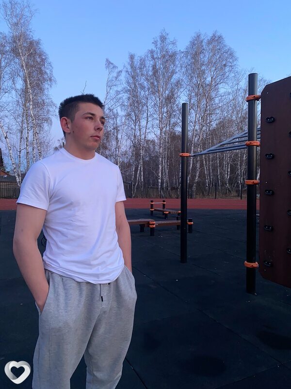 Константин, 22, Омске — анкета №4402735