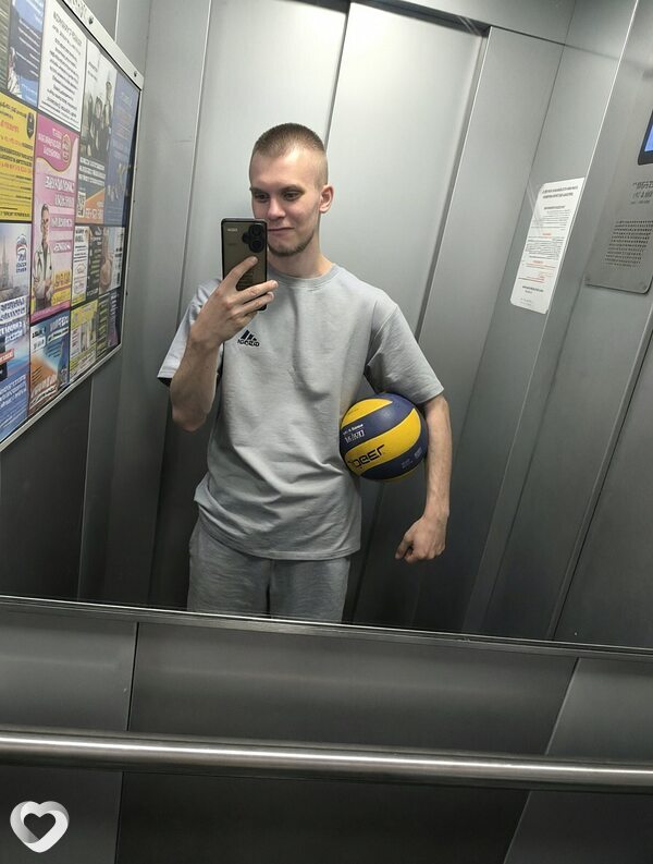 Рома, 21, Комсомольске-на-Амуре — анкета №4402612