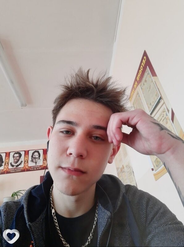 Рустам, 22, Мурманске — анкета №4402949