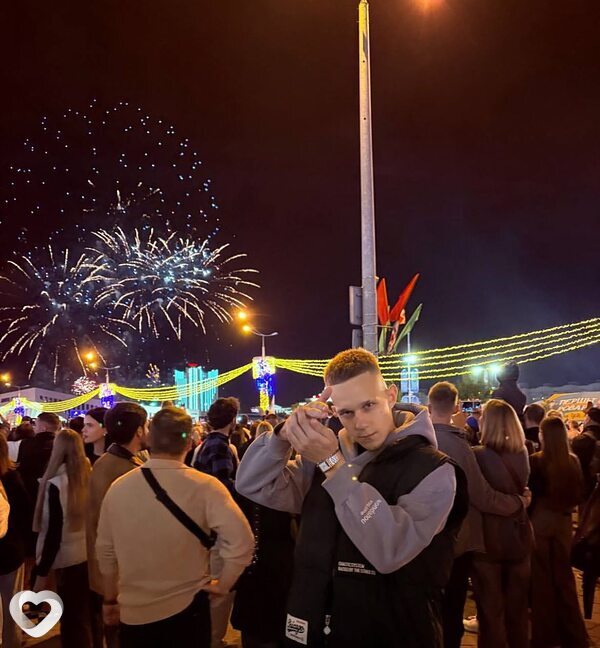 Стас, 21, Минске — анкета №4403964
