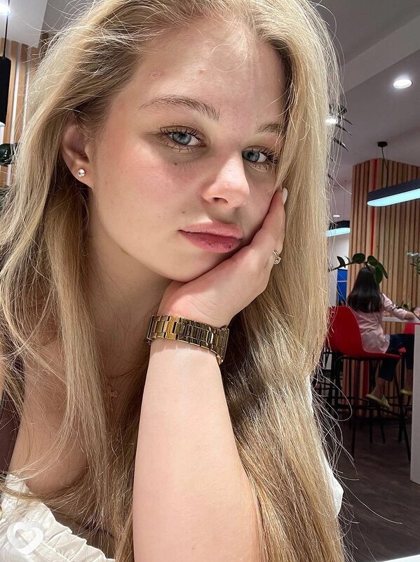 Поли, 24, Краснодаре — анкета №4404318