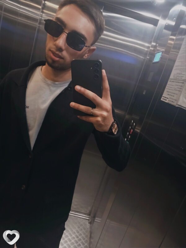 Давид, 19, Брянске — анкета №4404326