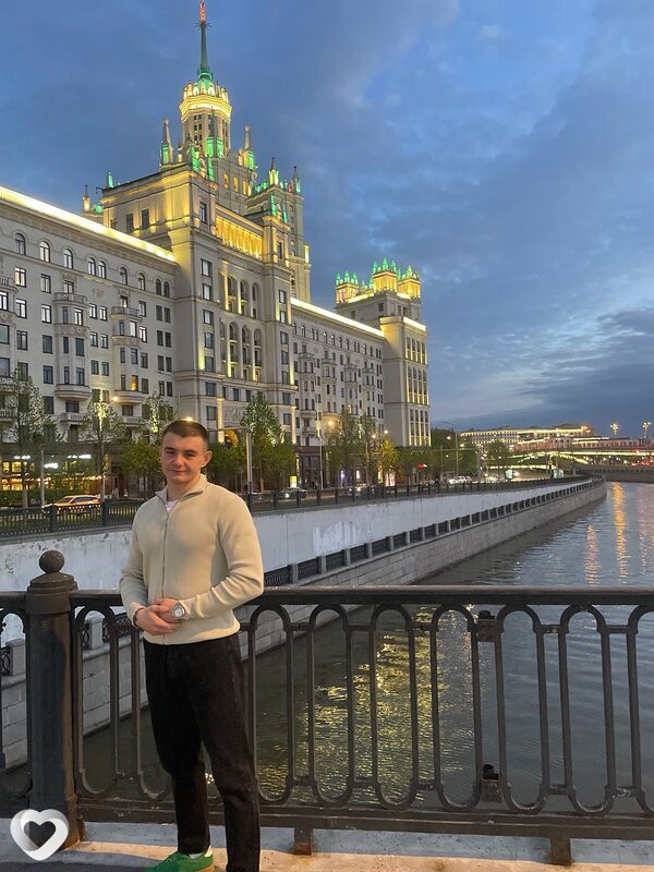 Даниил, 19, Москве — анкета №4404277