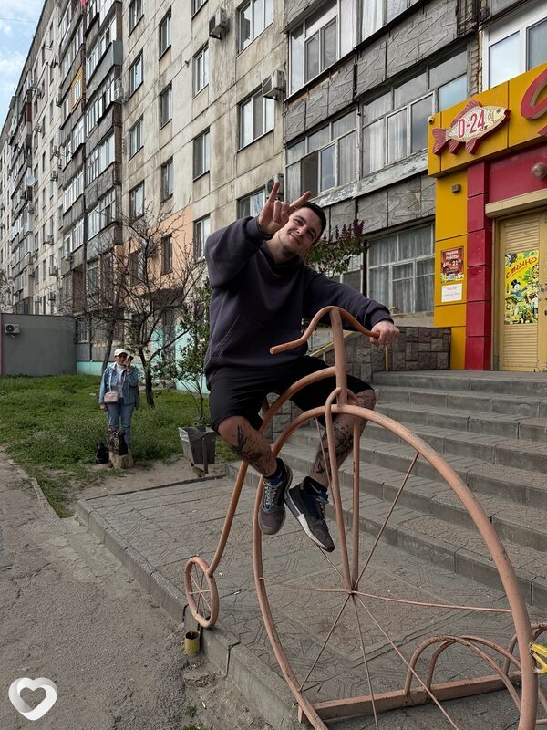 Артём, 21, Мелитополе — анкета №4404629