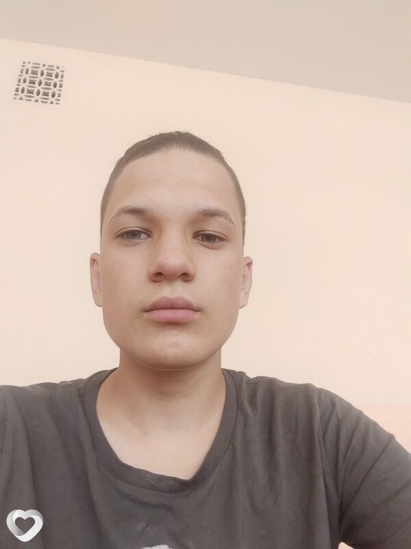 Артём, 18, Могилев — анкета №4405853