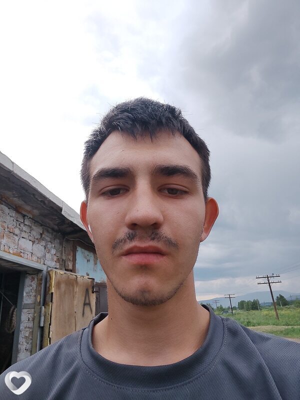 Иван, 21, Риддер — анкета №4406320