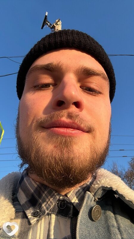 Анатолий, 22, Таганроге — анкета №4406274