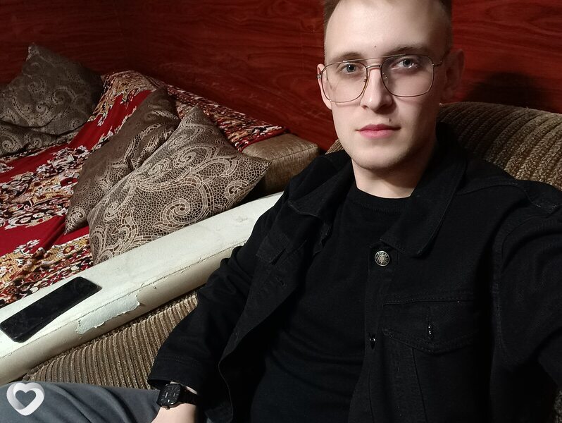Вадим, 22, Улан-Удэ — анкета №4406401