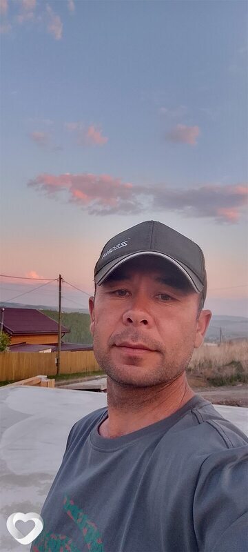 Ихтиёржон, 42, Красноярске — анкета №4407287