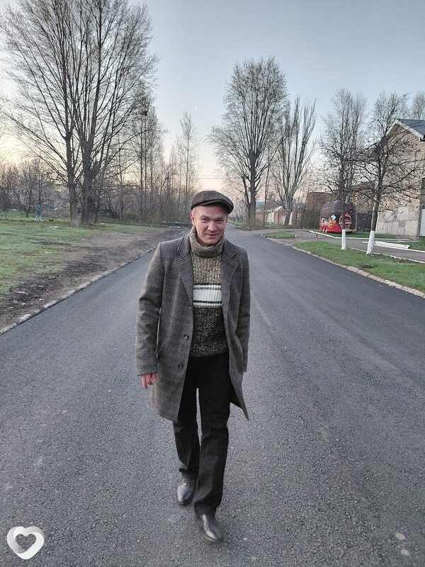 Кирилл, 28, Луганске — анкета №4408526